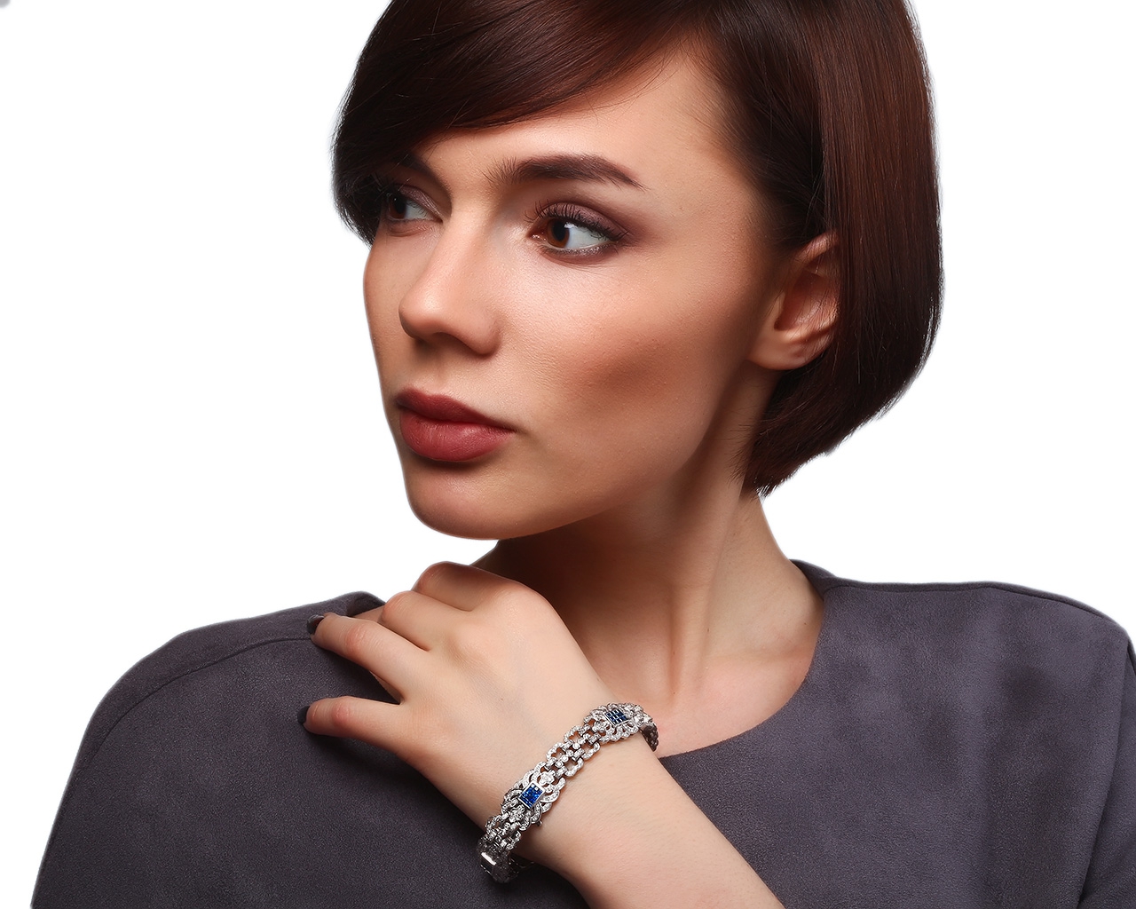 Золотой браслет с сапфирами 2.20ct и бриллиантами 2.62ct