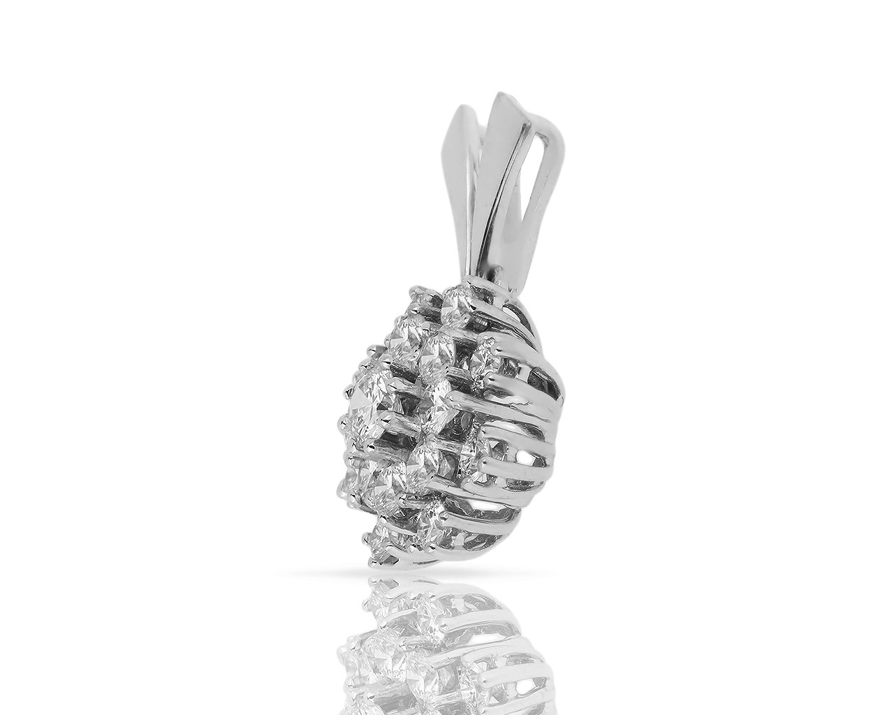 Классическая золотая подвеска с бриллиантами 0.94ct