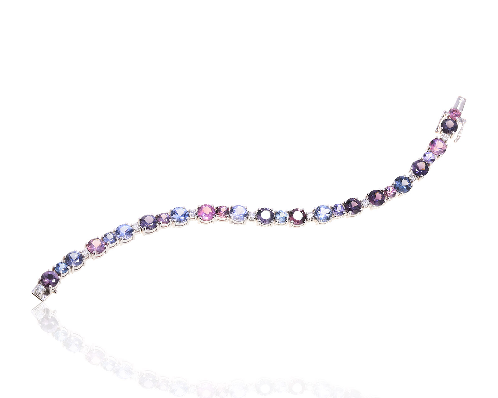 Оригинальный золотой браслет со шпинелью 19.55ct Cluev 180822/16