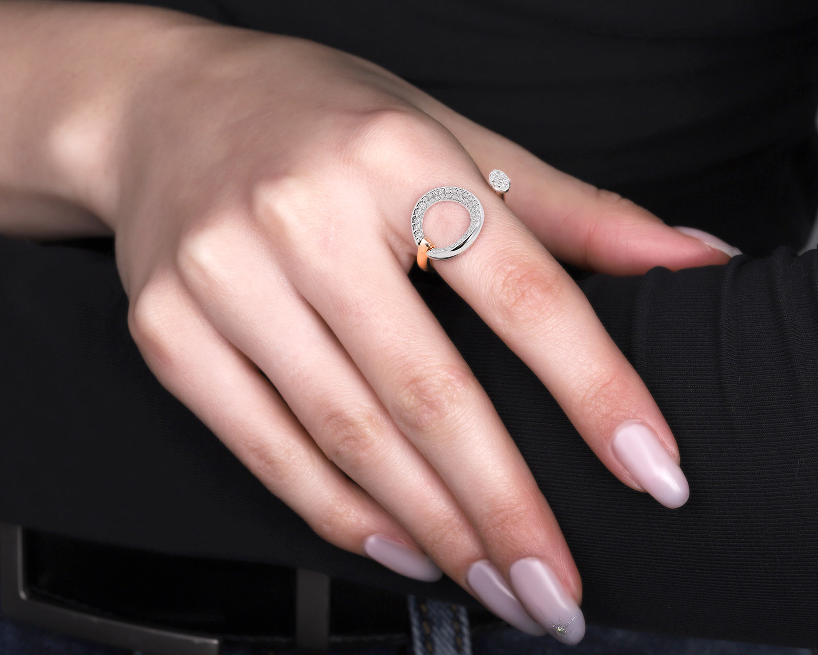 Оригинальное золотое кольцо с бриллиантами 0.27ct Roberto Bravo