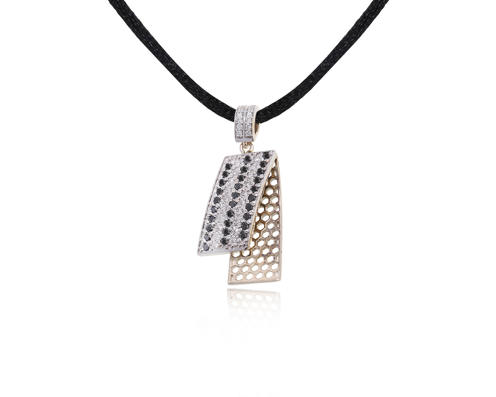 Золотой кулон с бриллиантами 0.37ct 260324/11