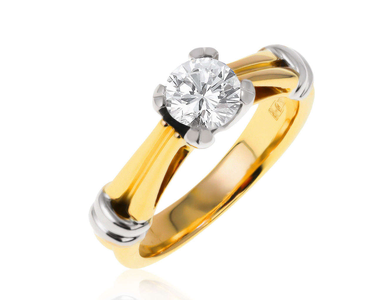 Потрясающее золотое кольцо с бриллиантом 0.70ct