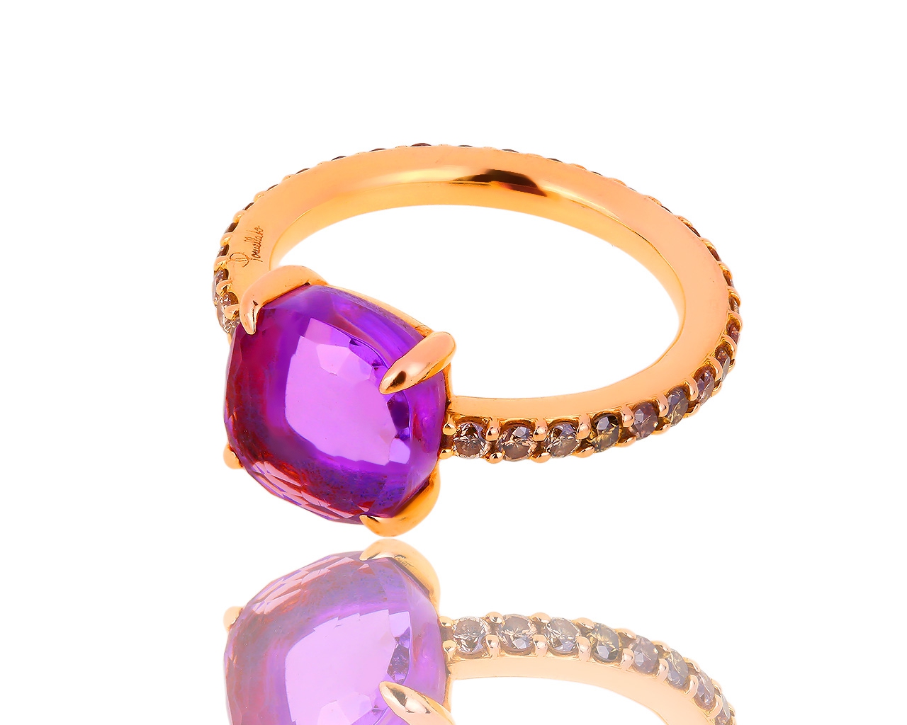 Оригинальное золотое кольцо с аметистом и бриллиантами 0.30ct Pomellato