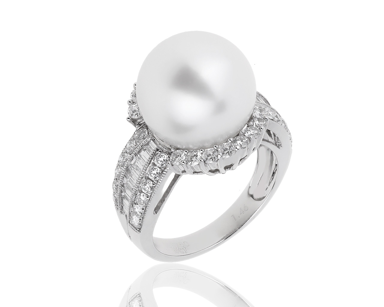 Золотое кольцо с жемчужиной и бриллиантами 1.46ct WCJ 101117/8