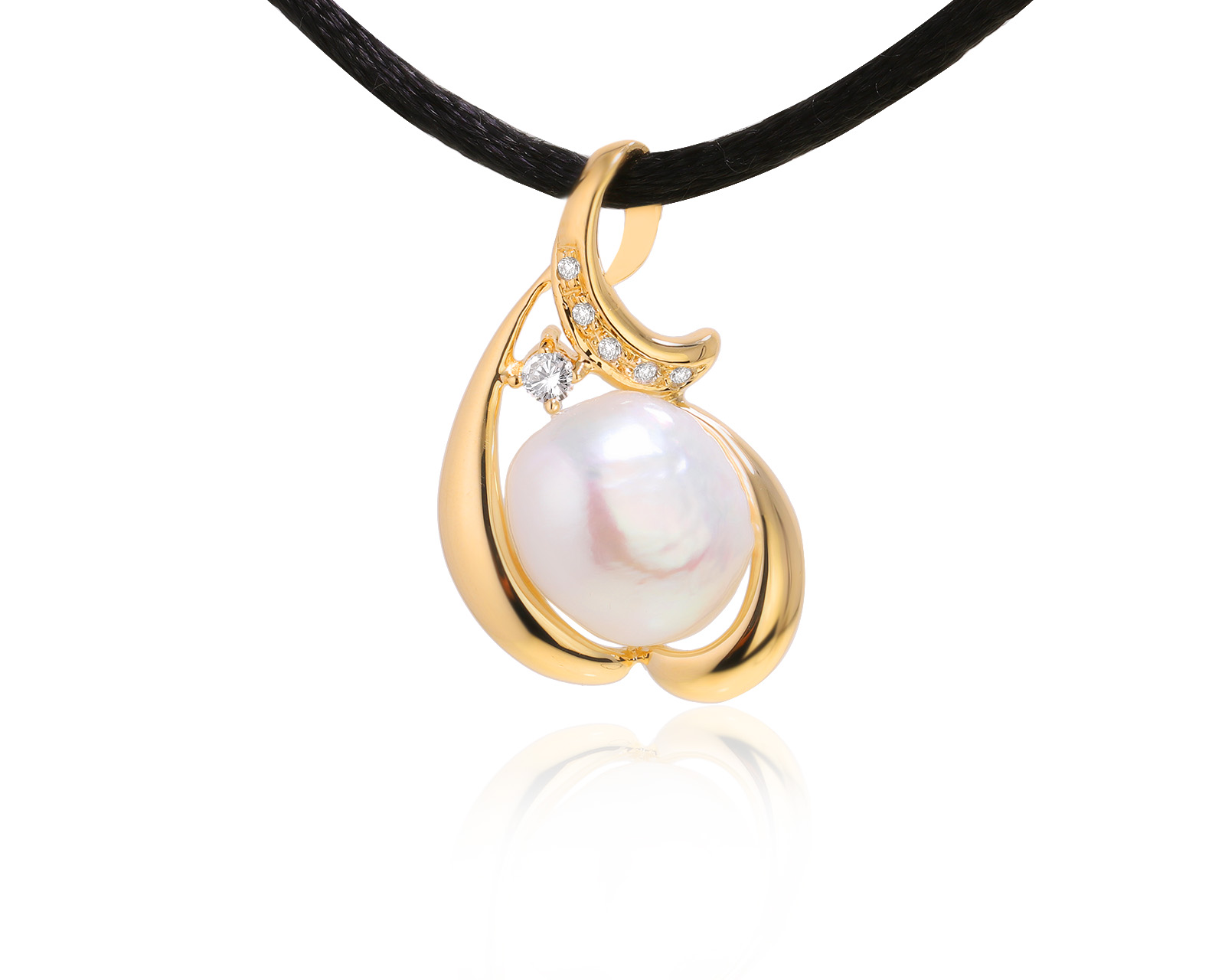 Золотой кулон с жемчугом барокко и бриллиантами 0.13ct 251024/15