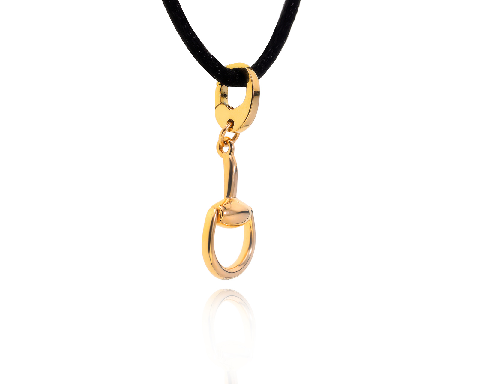 Оригинальный золотой кулон Gucci