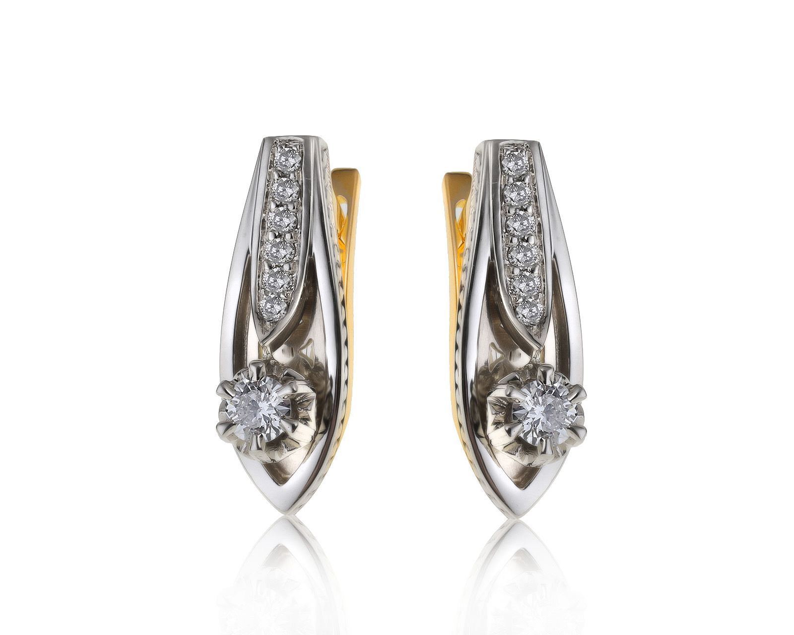 Изысканные золотые серьги с бриллиантами 0.31ct