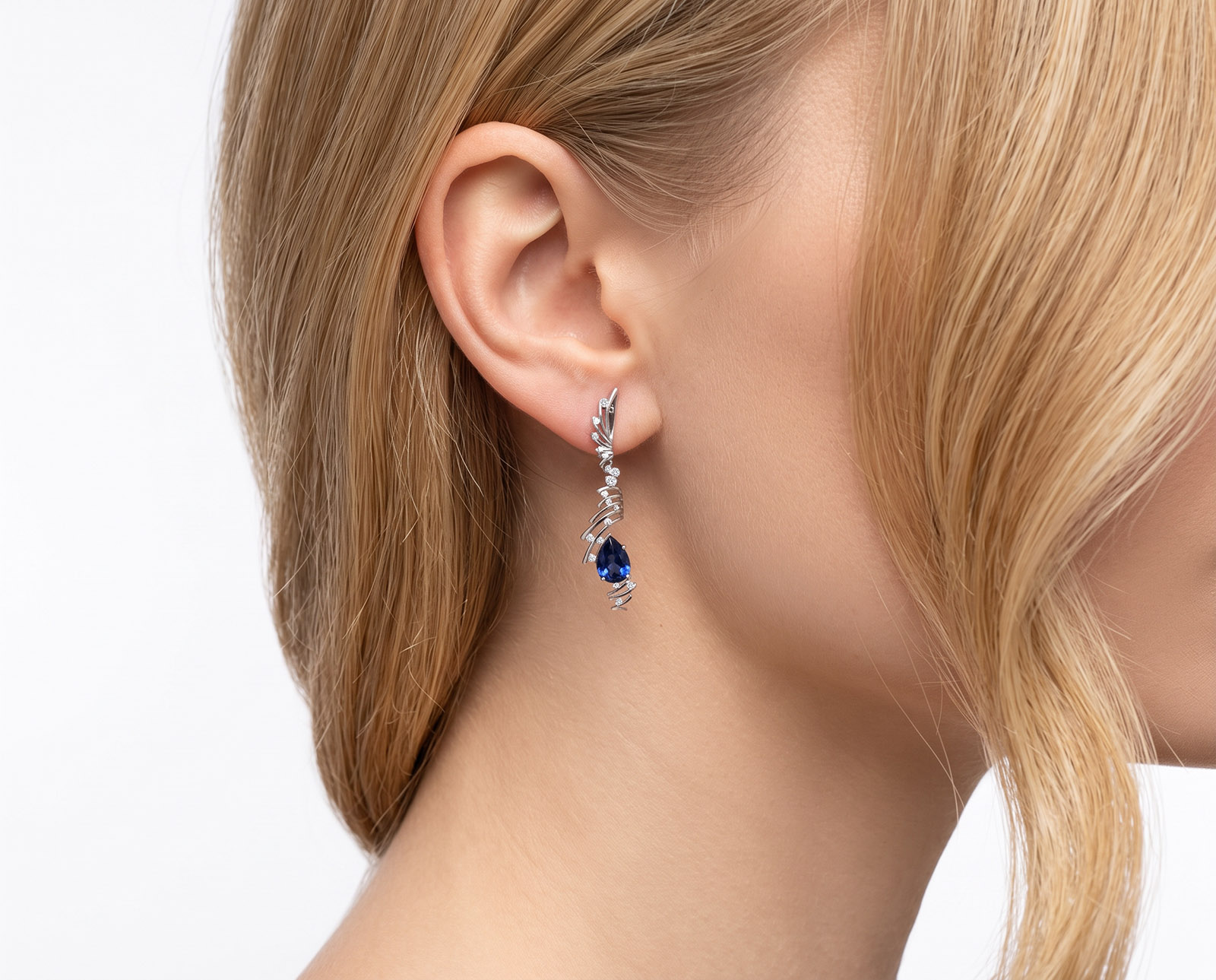 Оригинальные золотые серьги с сапфирами 2.27ct Lykov`s Jewellery