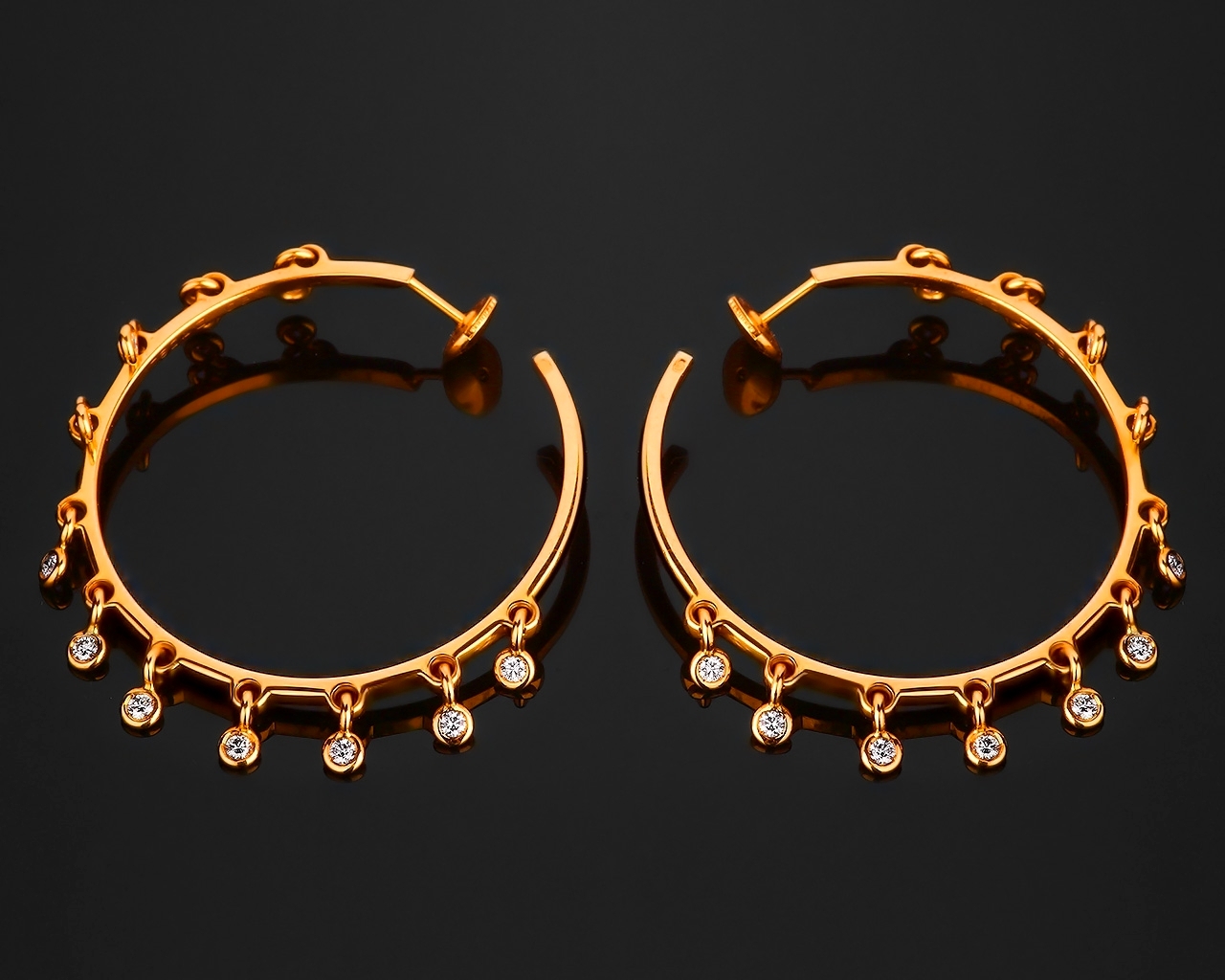Золотые серьги с бриллиантами 1.20ct Christian Dior Coquine