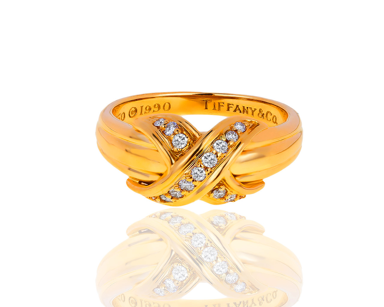 Золотое кольцо с бриллиантами 0.20ct Tiffany&Co Signature