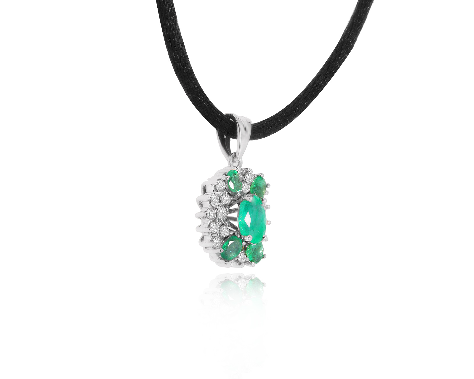 Золотой кулон с изумрудами 1.20ct и бриллиантами 0.37ct