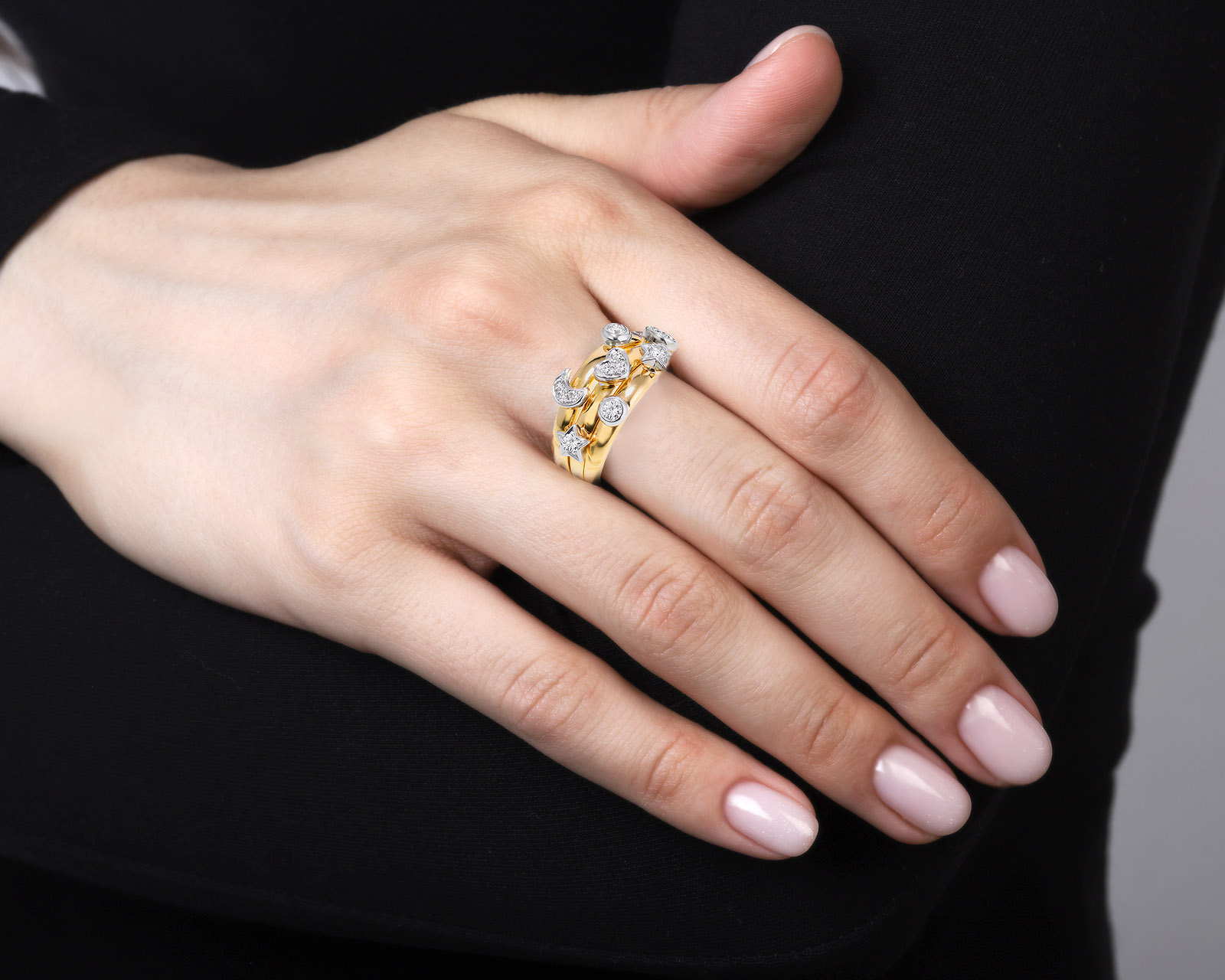 Оригинальное золотое кольцо с бриллиантами 0.40ct Adler