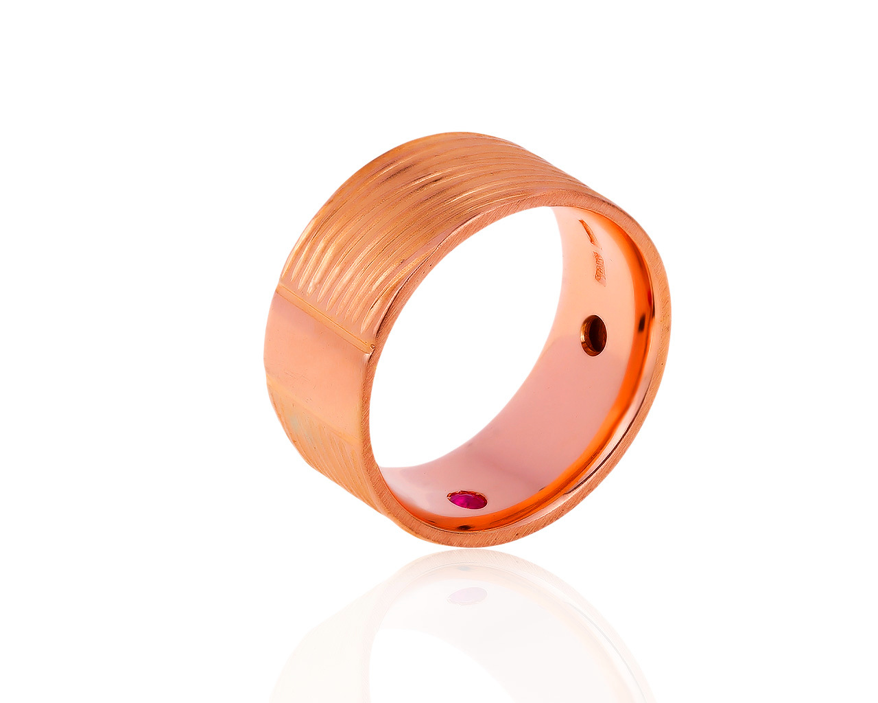 Оригинальное золотое кольцо с рубином 0.03ct Roberto Coin 211219/3 Оригинальное золотое кольцо с рубином 0.03ct Roberto Coin 211219/3