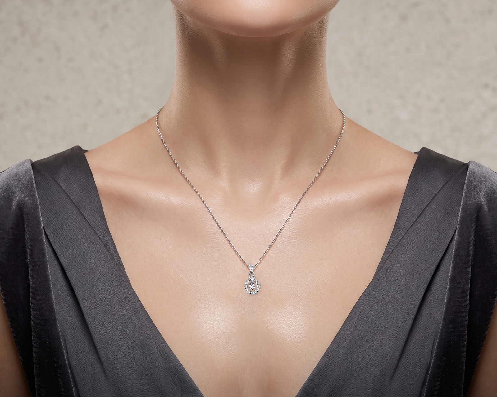 Оригинальное золотое колье с бриллиантами 0.43ct Leo Pizzo