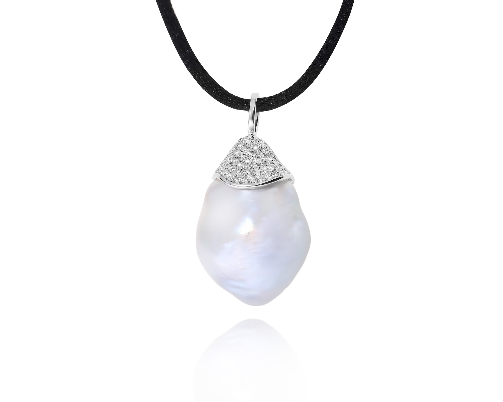 Золотой кулон с жемчугом 25.10*22.10 мм 190224/35