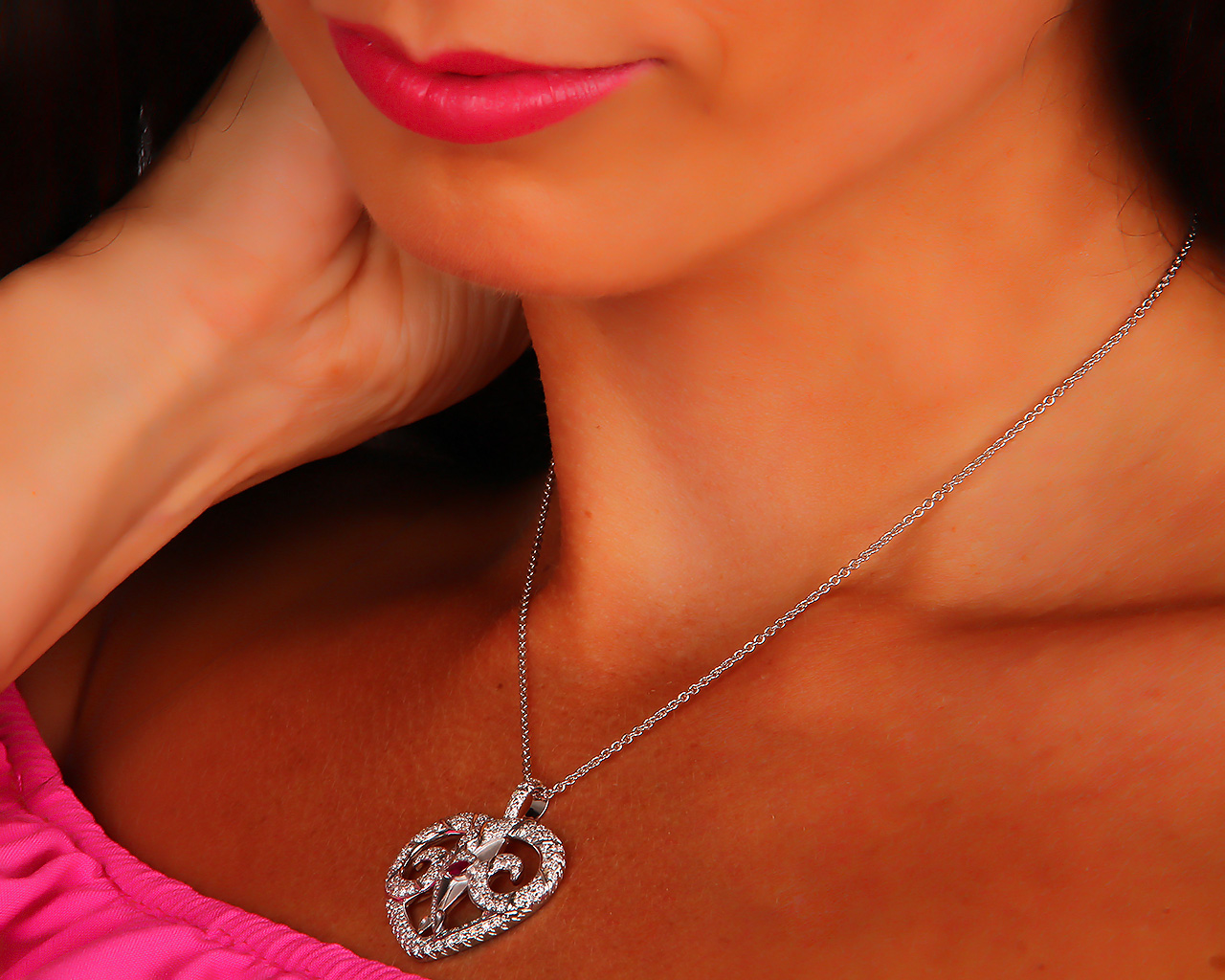 Золотой кулон с бриллиантами 1.19ct Vendome