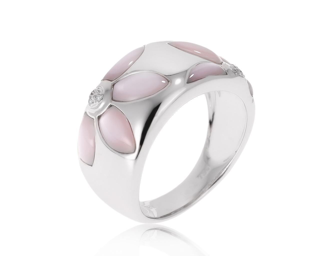 Прелестное золотое кольцо с перламутром 041220/5