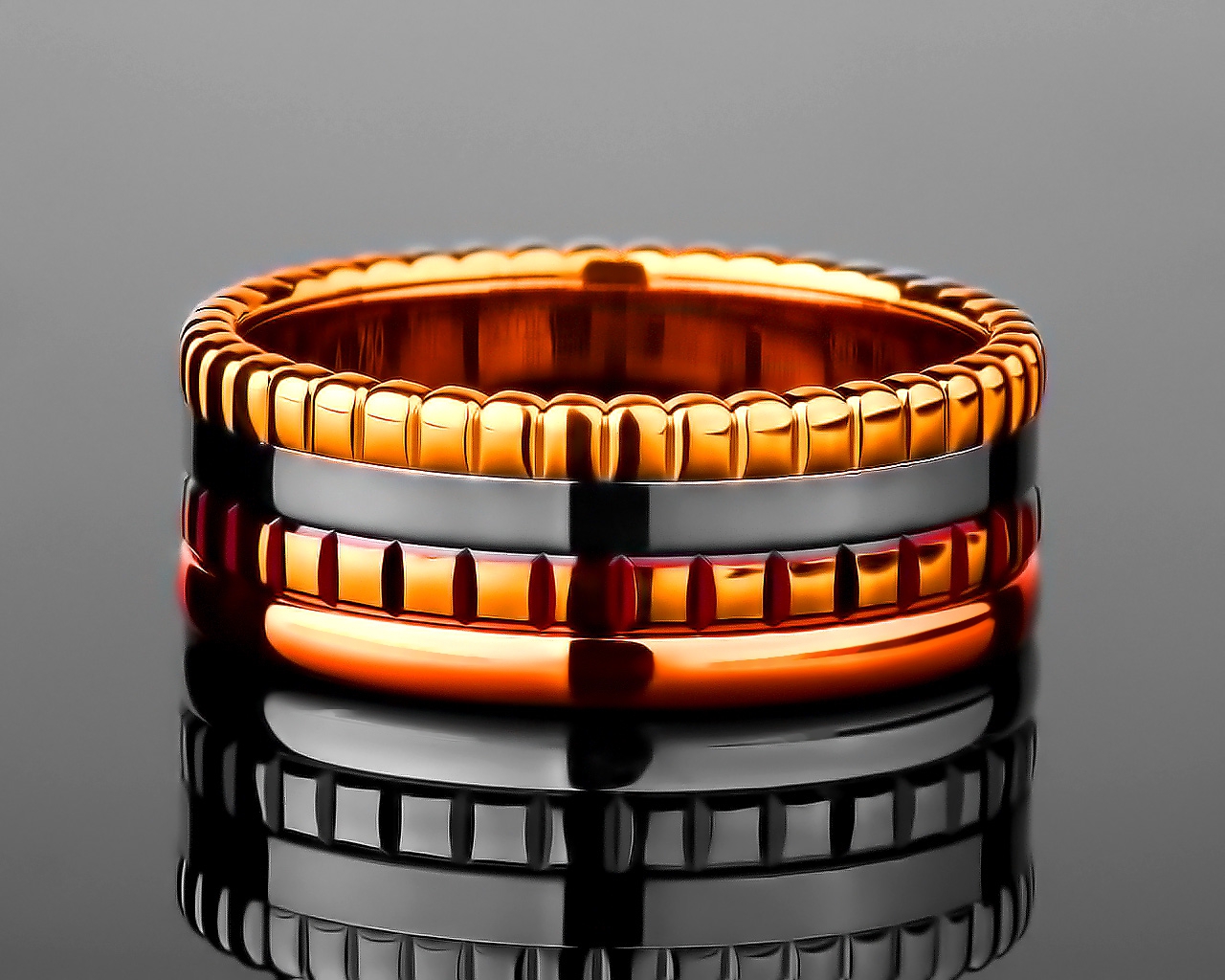 Привлекательное золотое кольцо Boucheron Quatre 160817/27