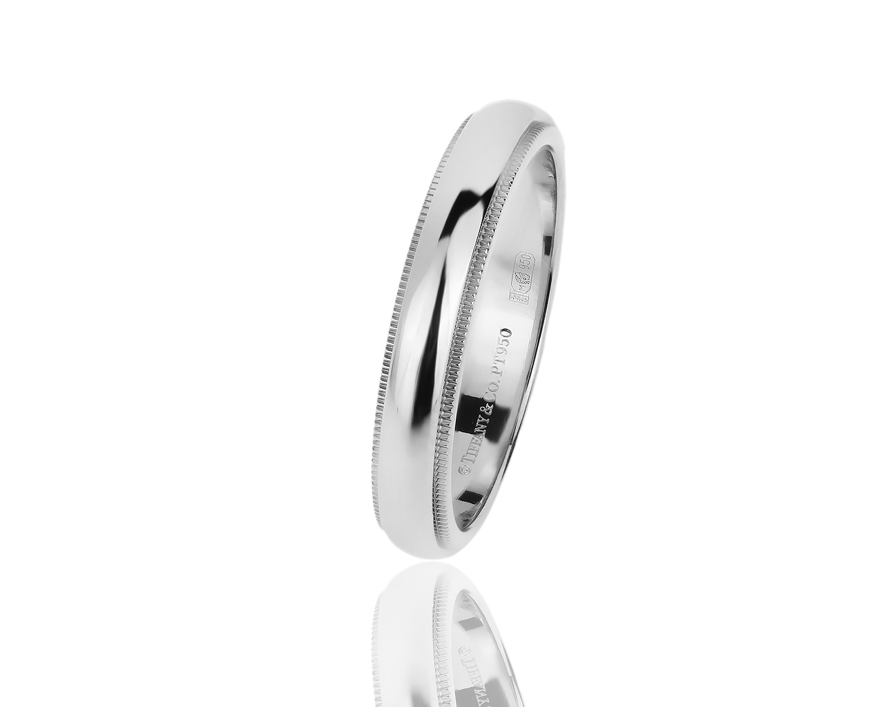 Стильное платиновое кольцо Tiffany&Co Milgrain