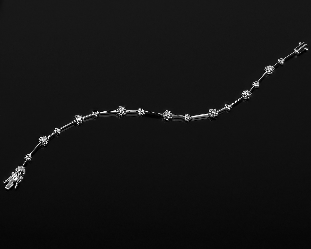 Изящный золотой браслет с бриллиантами 0.15ct 100318/9