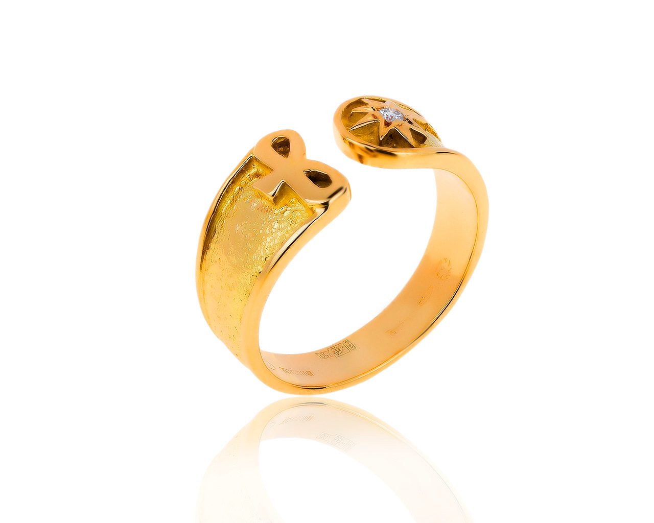 Оригинальное золотое кольцо с бриллиантом 0.02ct Torrini