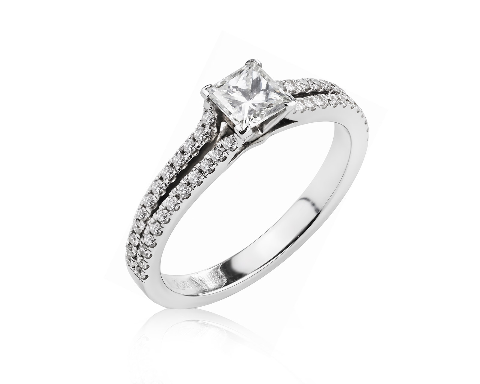 Золотое кольцо с бриллиантом 0.59ct 170526/2