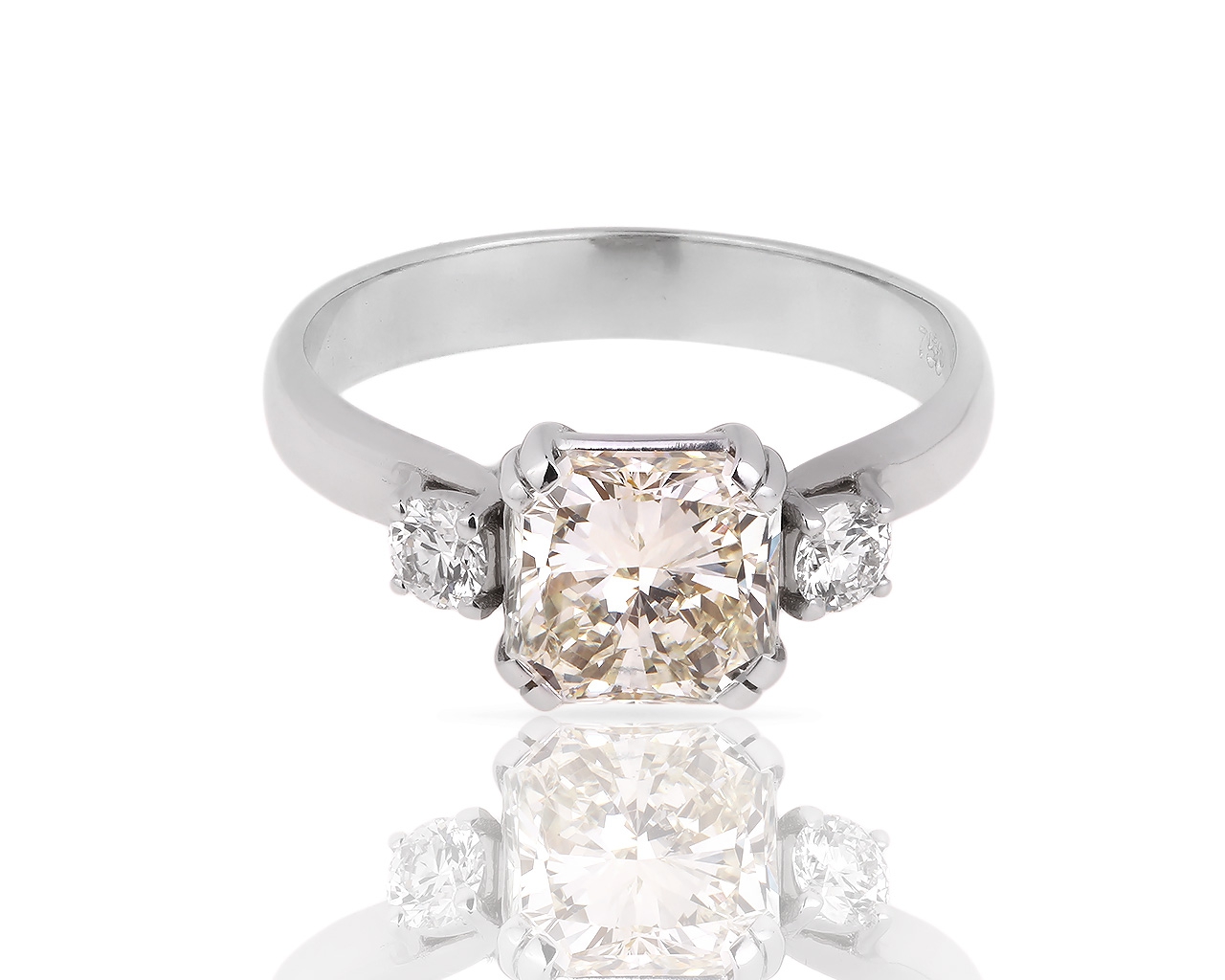 Прекрасное золотое кольцо с бриллиантами 2.25ct 050518/12
