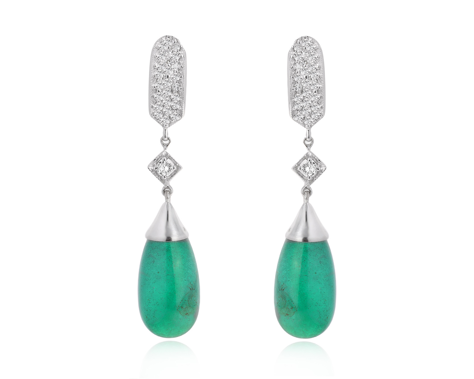 Золотые серьги с изумрудами 34.11ct и бриллиантами 0.88ct 140225/18 Золотые серьги с изумрудами 34.11ct и бриллиантами 0.88ct 140225/18