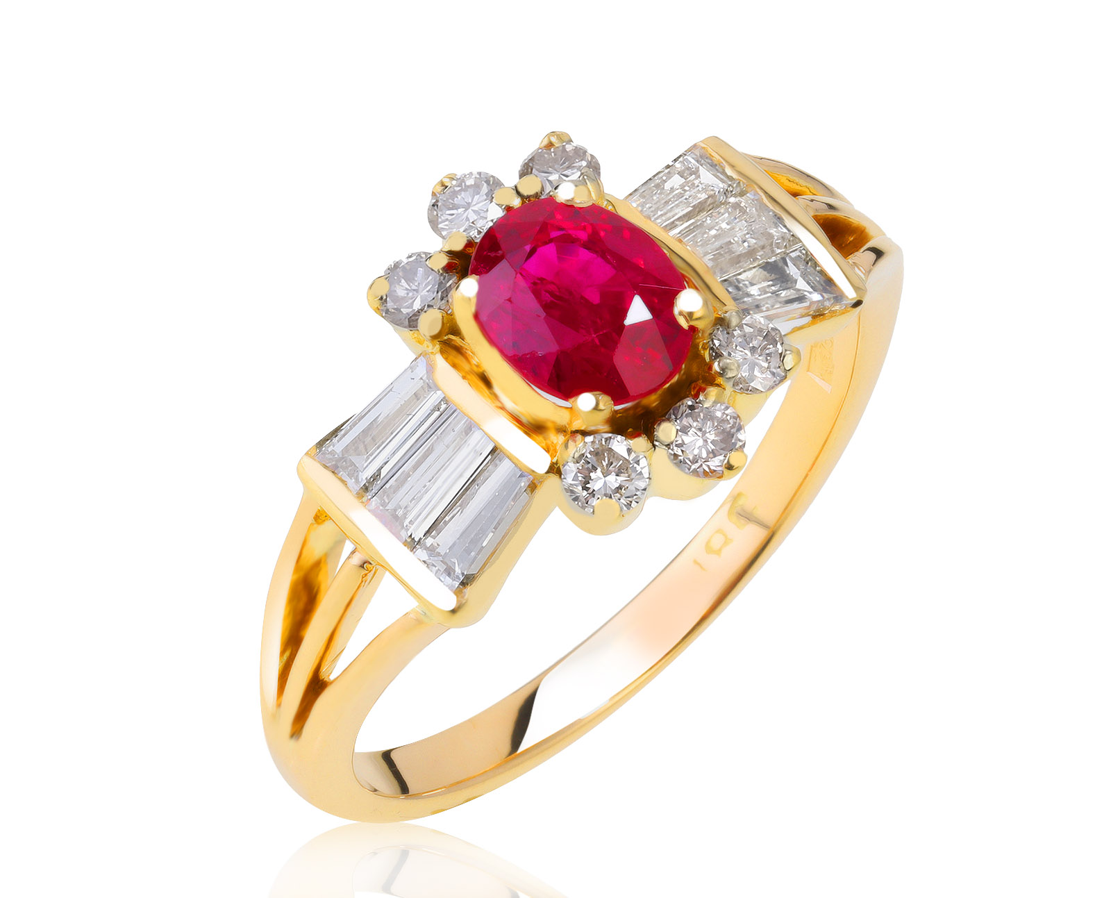 Чарующее золотое кольцо с рубином 0.65ct