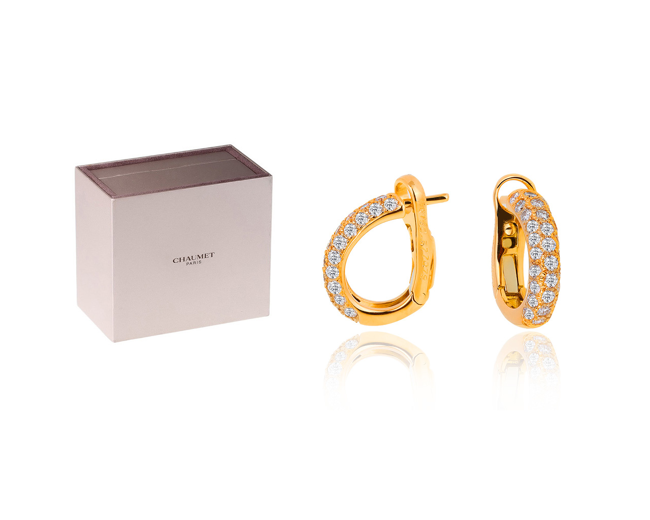 Лаконичные золотые серьги с бриллиантами 1.40ct Chaumet Anneau