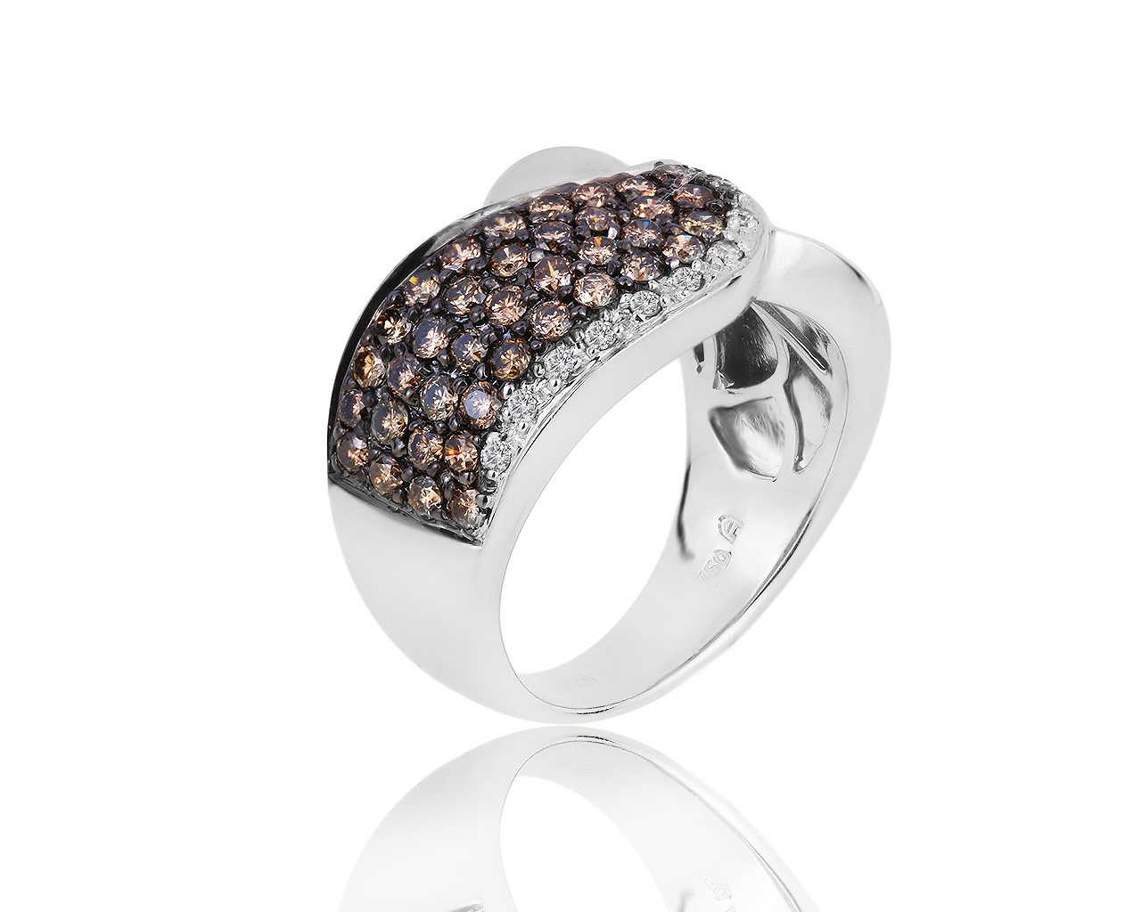 Золотое кольцо с коньячными и белыми бриллиантами 0.83ct