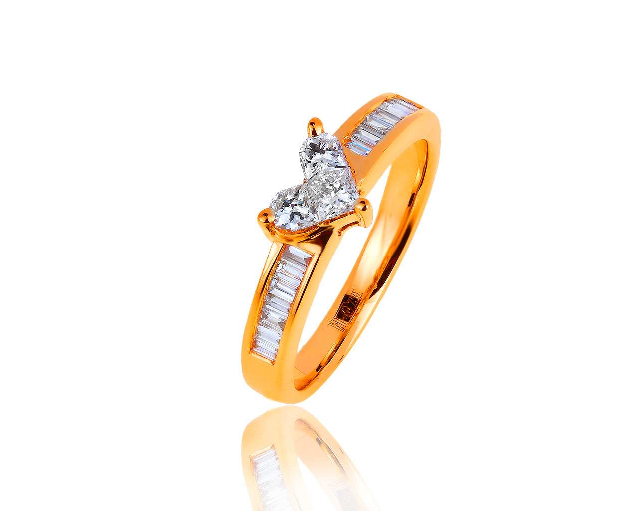 Романтичное золотое кольцо с бриллиантами 0.59ct