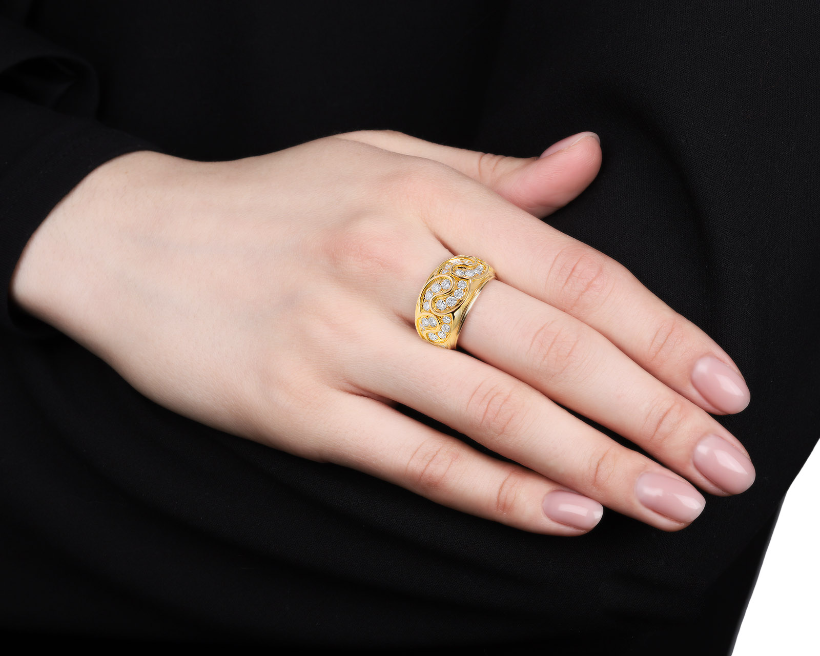 Оригинальное золотое кольцо Van Cleef & Arpels