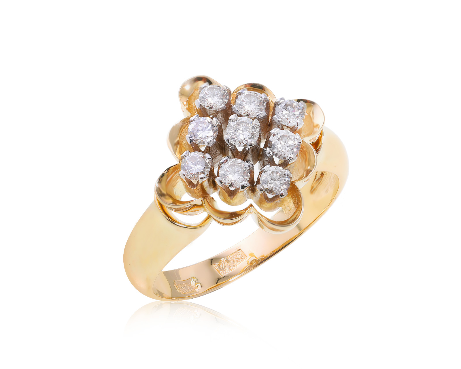 Золотое кольцо с бриллиантами 0.65ct