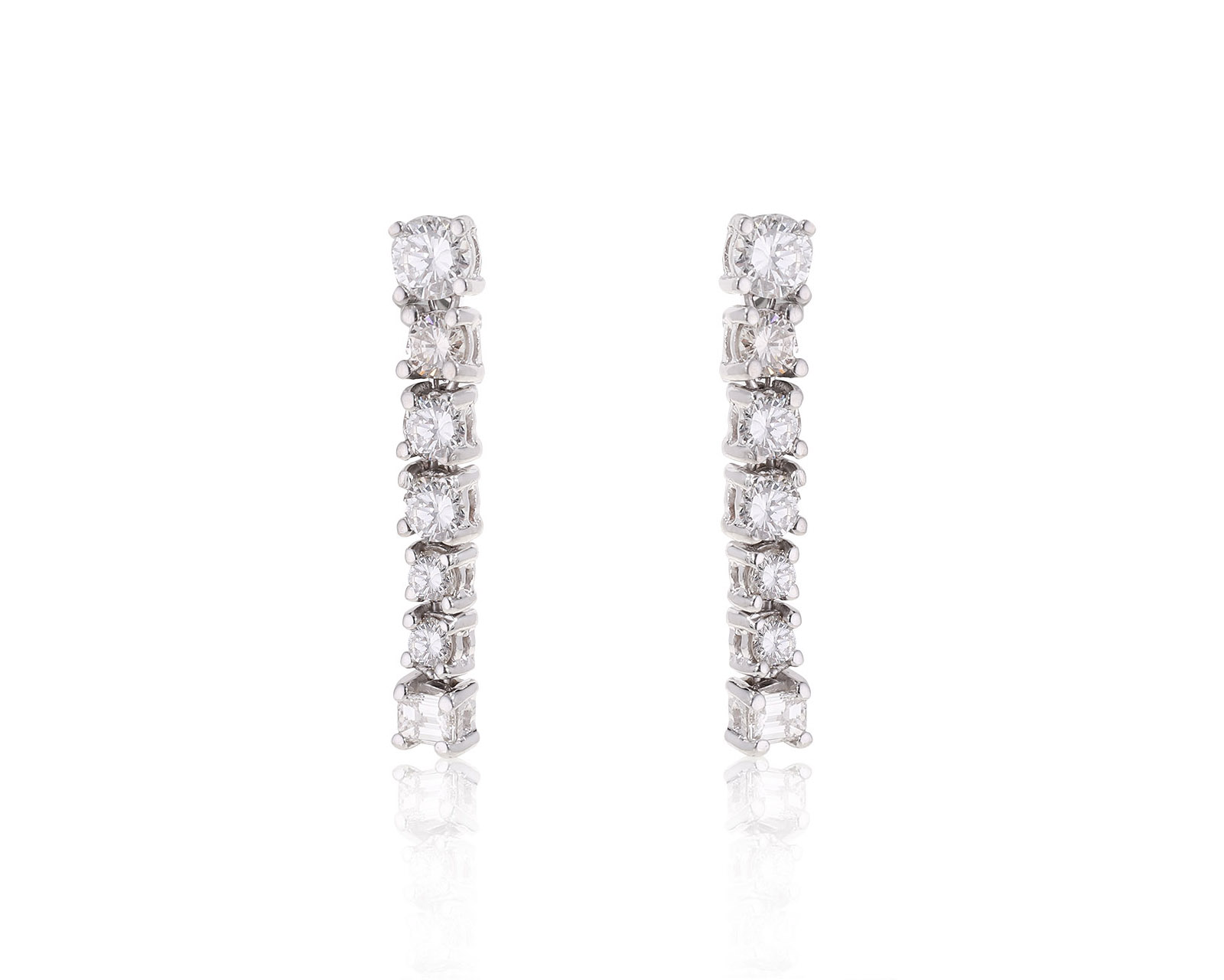 Прекрасные золотые серьги с бриллиантами 1.44ct