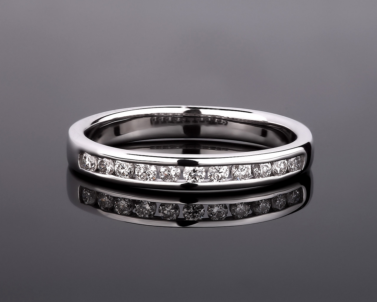 Утонченное золотое кольцо с бриллиантами 0.20ct 011017/5