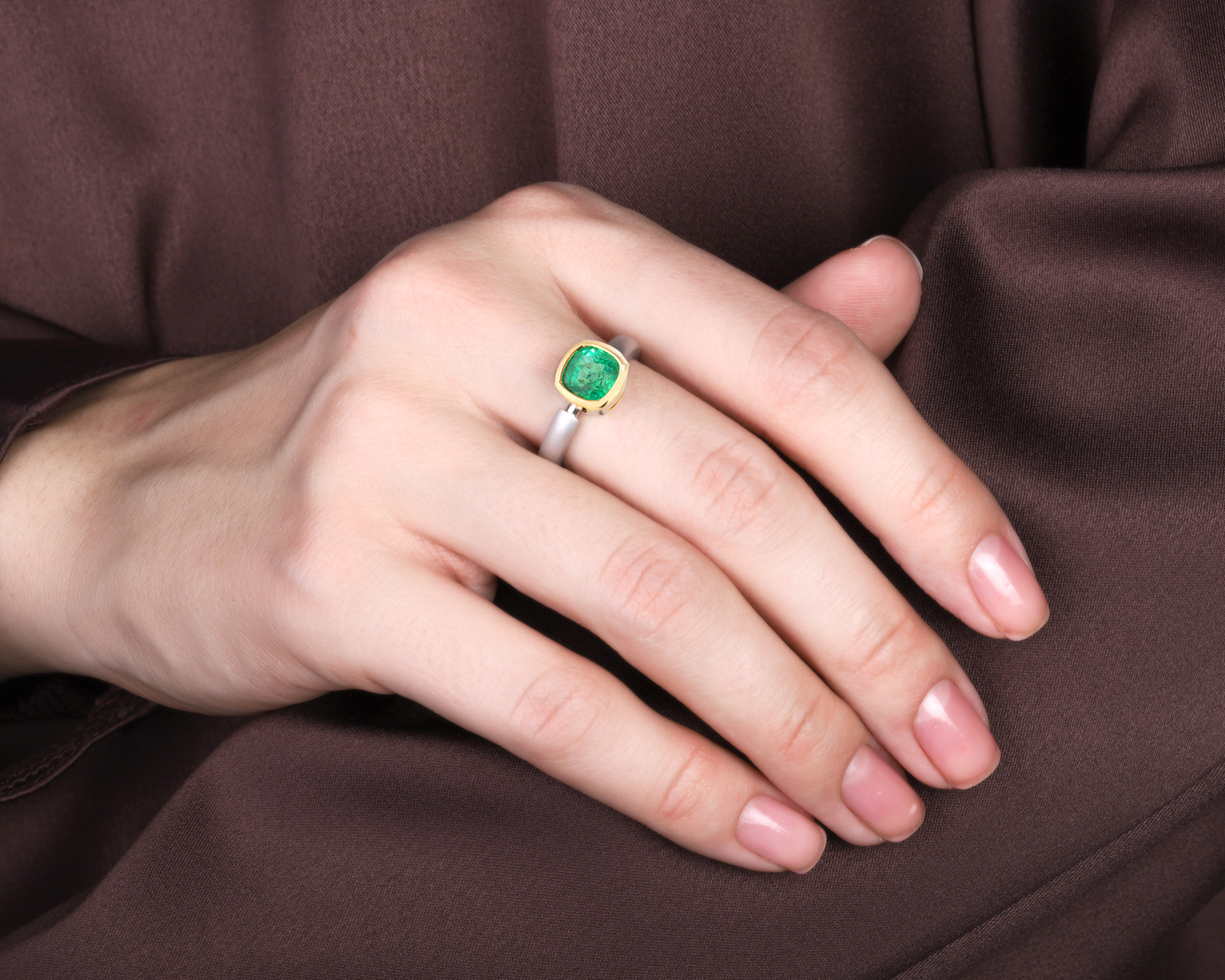 Золотое кольцо с изумрудом Замбия 1.82ct Evgeny Matveev