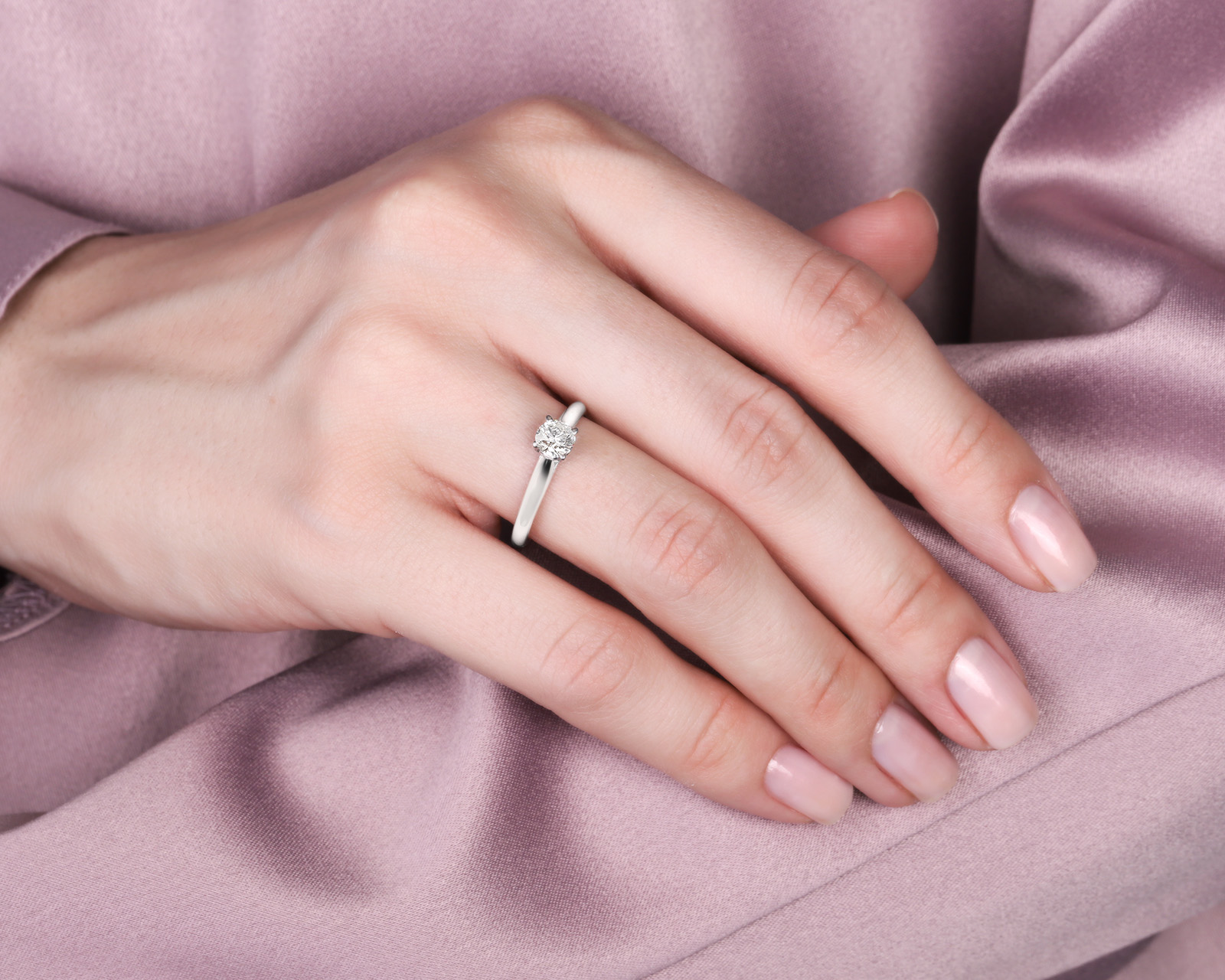 Золотое кольцо с бриллиантом 0.45ct