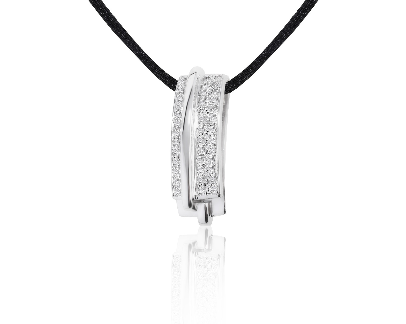 Эстетичный золотой кулон с бриллиантами 0.25ct