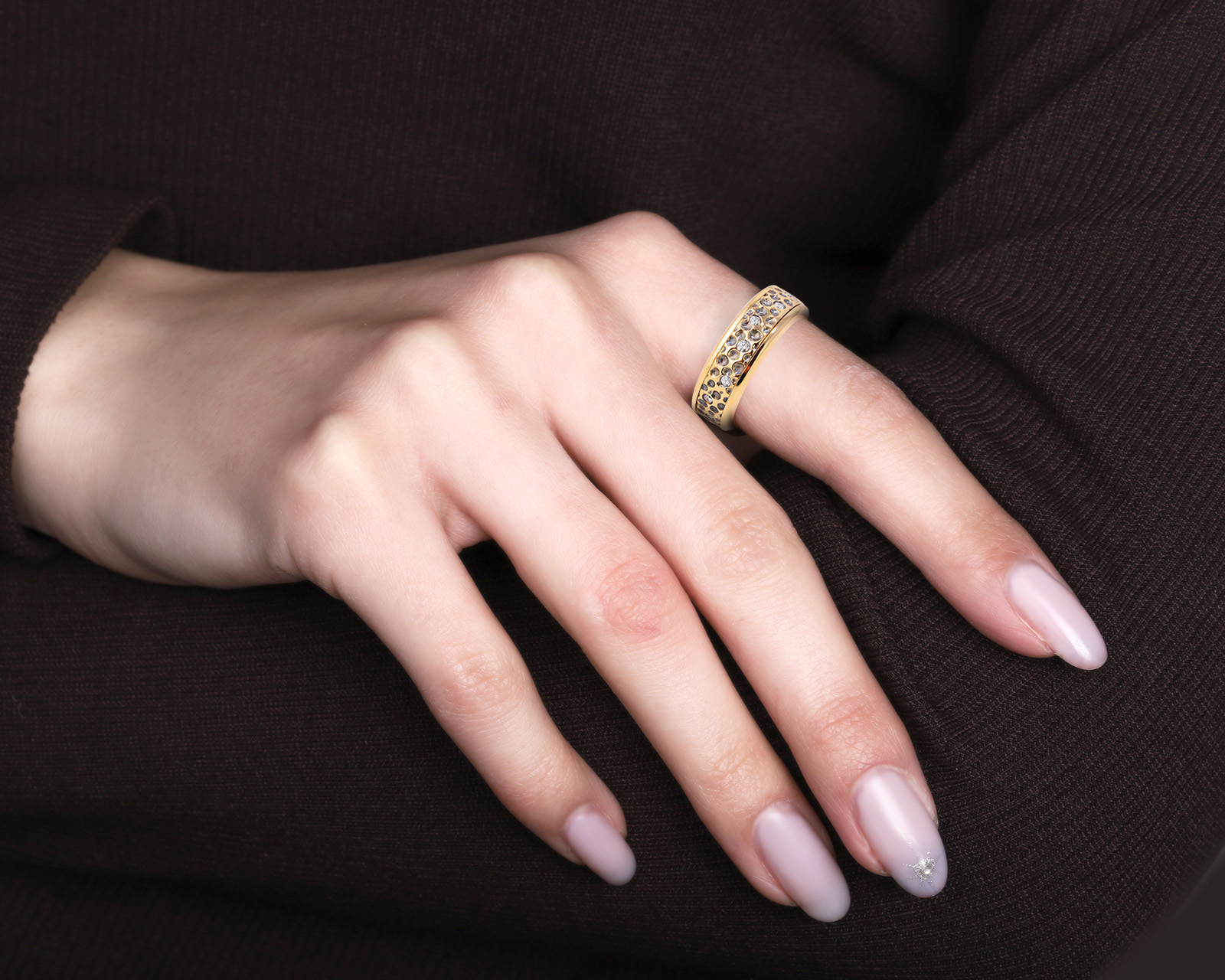 Оригинальное золотое кольцо с бриллиантами 0.18ct Jewellery Theatre