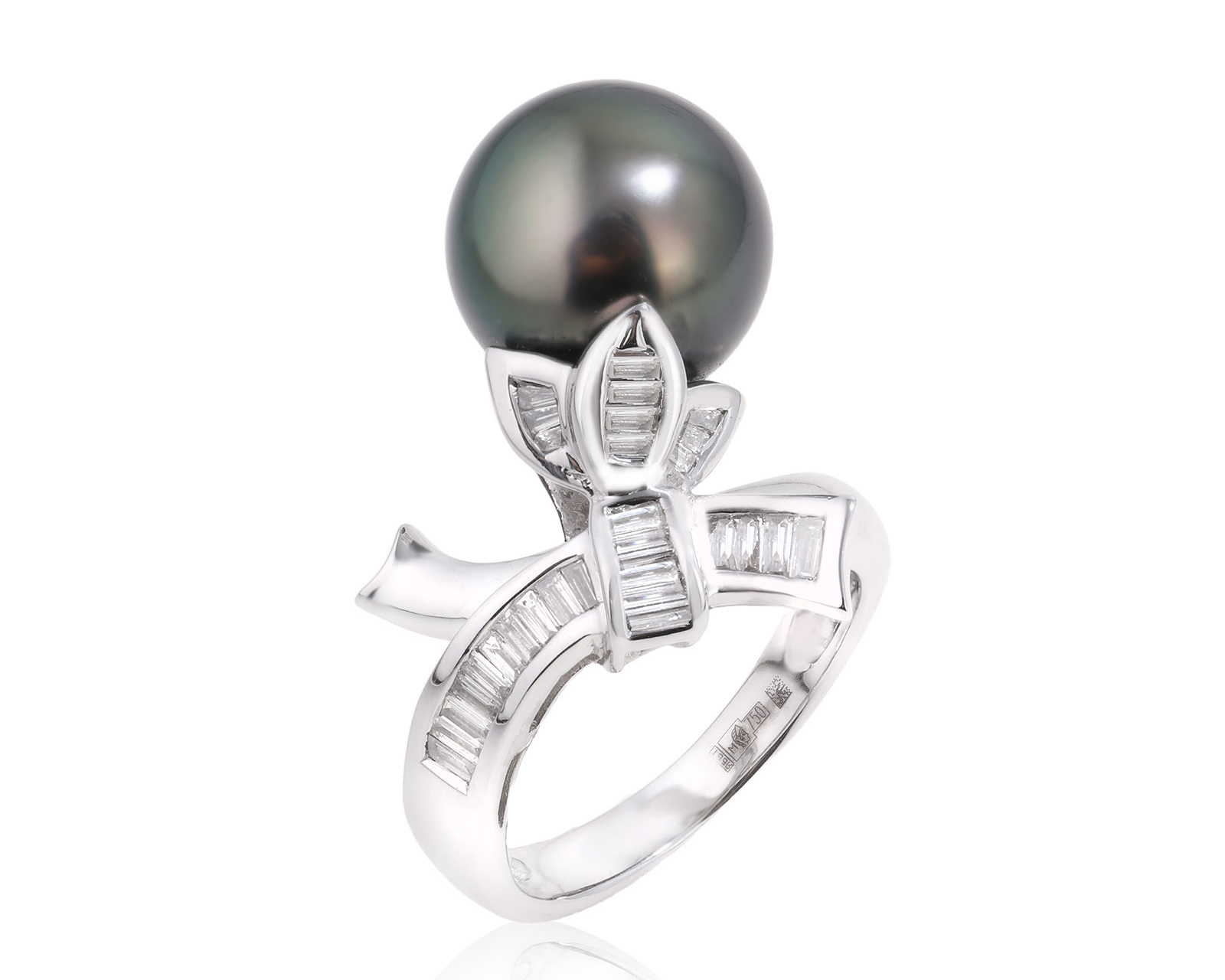 Золотое кольцо с жемчугом 12.35 мм и бриллиантами 0.80ct 200825/1