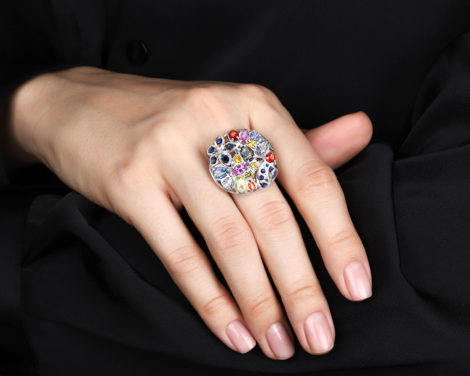 Оригинальное золотое кольцо с цветными сапфирами 5.53ct Maxim Demidov