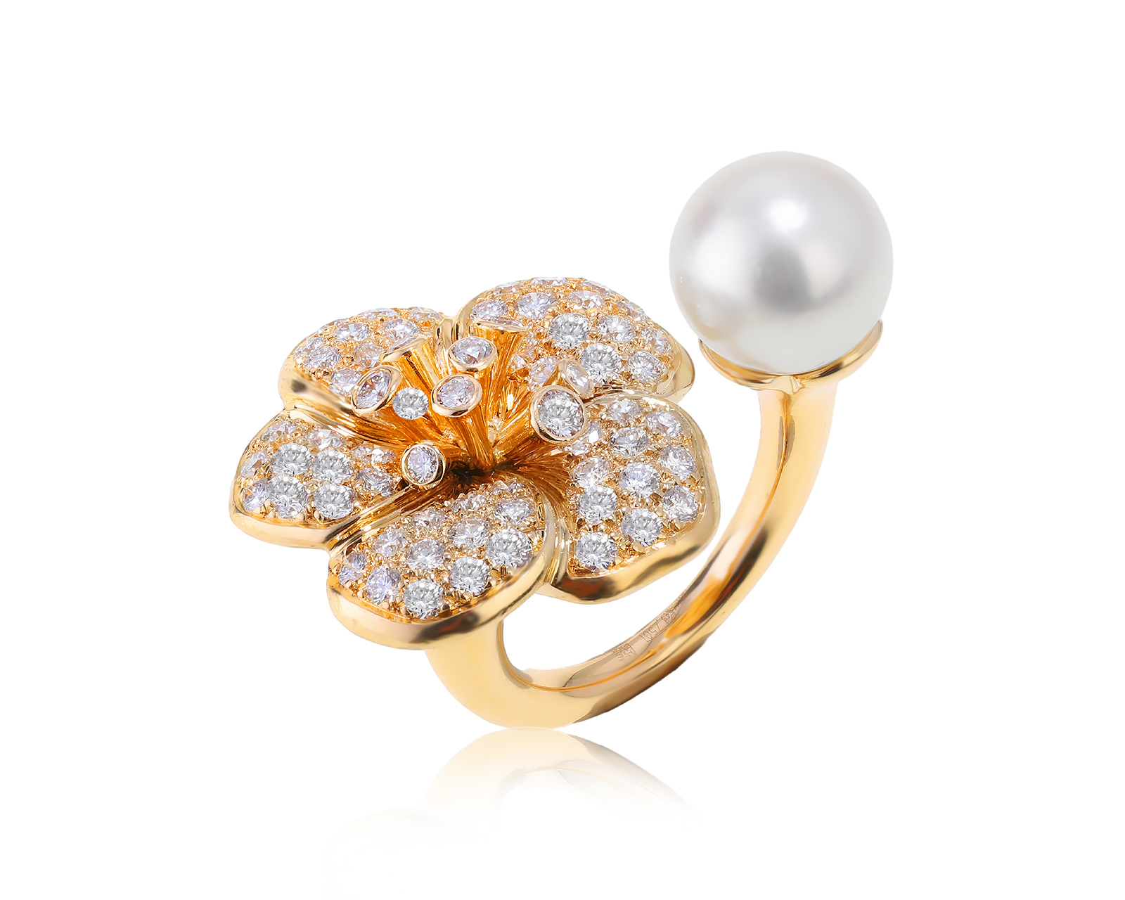 Оригинальное золотое кольцо с жемчугом 9.40 мм Van Cleef & Arpels 160124/15 Оригинальное золотое кольцо с жемчугом 9.40 мм Van Cleef & Arpels 160124/15