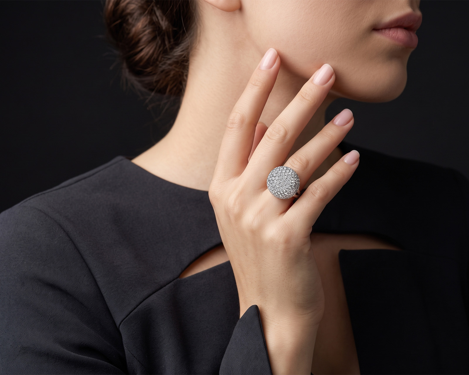 Золотое кольцо с бриллиантами 3.30ct