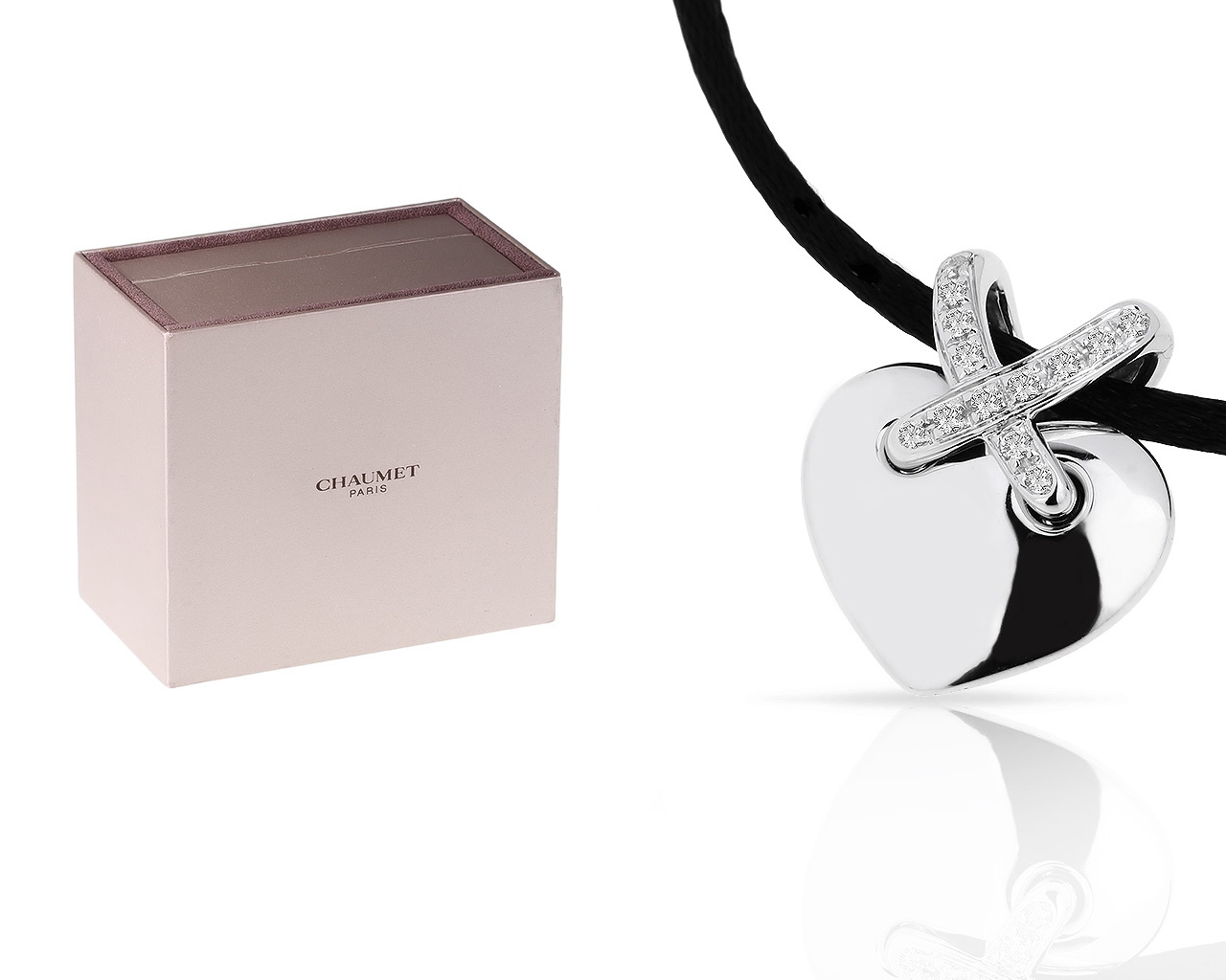 Золотая подвеска с бриллиантами 0.13ct Chaumet Liens Heart
