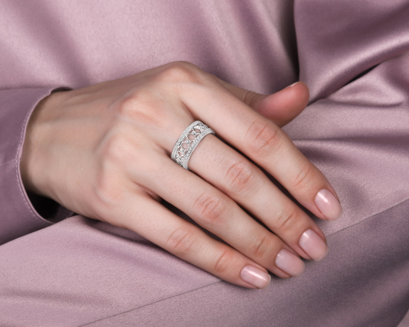 Оригинальное платиновое кольцо Tiffany&Co Cutout Cigar Band