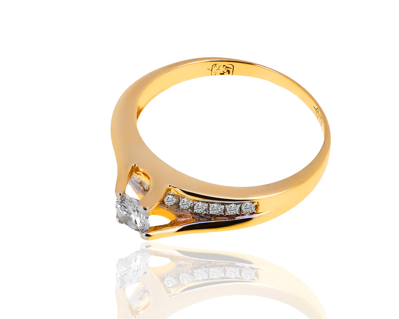 Золотое кольцо с бриллиантами 0.34ct