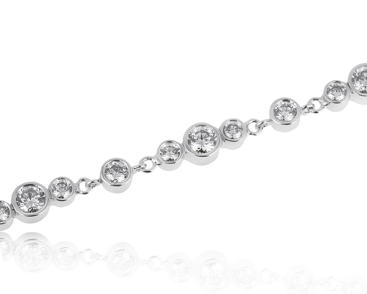 Притягательный золотой браслет с бриллиантами 3.65ct