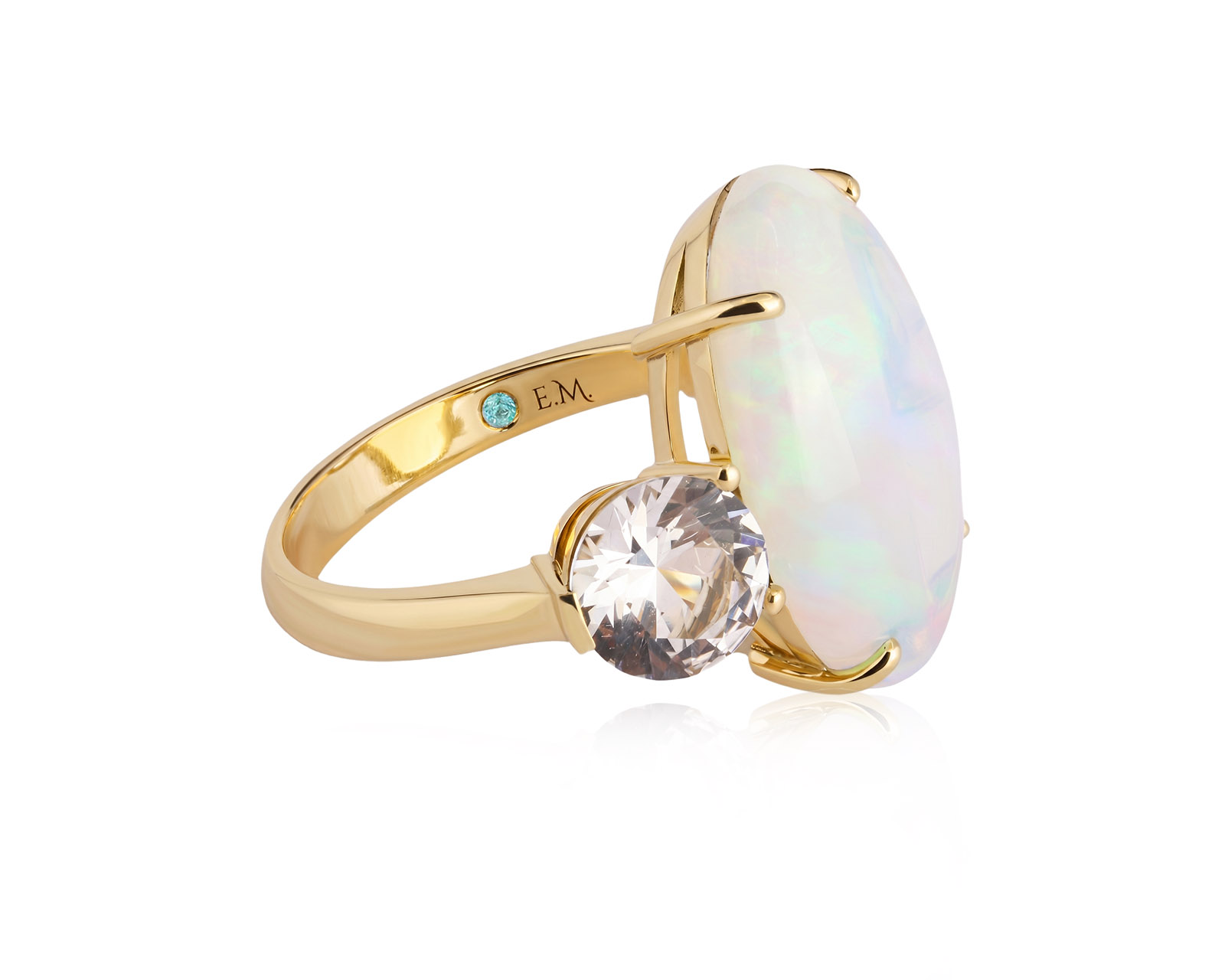 Золотое кольцо с опалом 8.20ct и данбуритами 2.30ct Evgeny Matveev