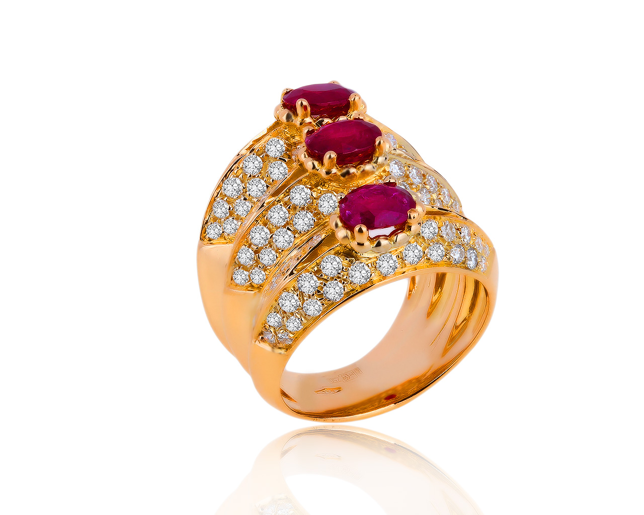Итальянское золотое кольцо с рубинами 1.44ct